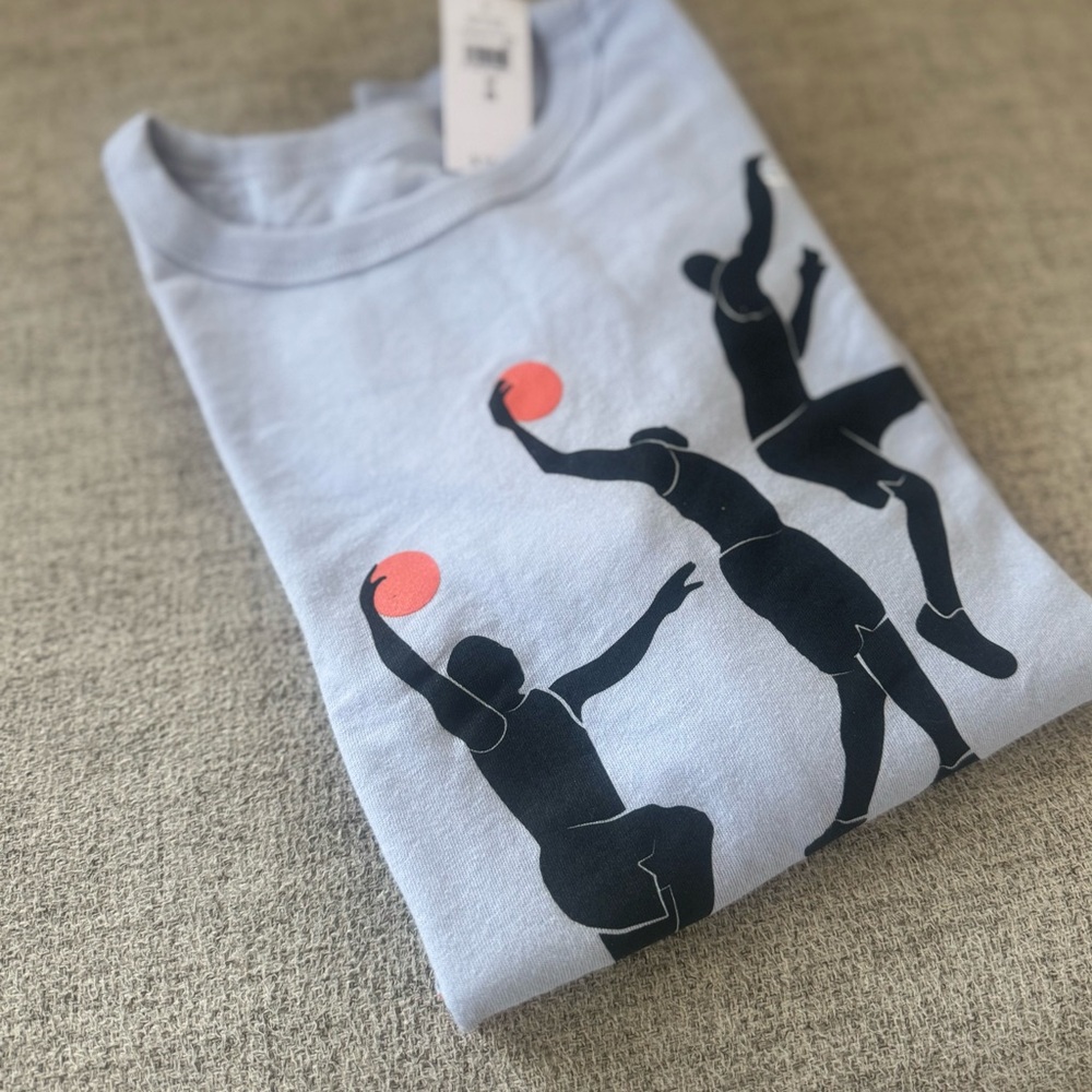 GAP long sleeve graphic T-shirt. New with tags, never used.